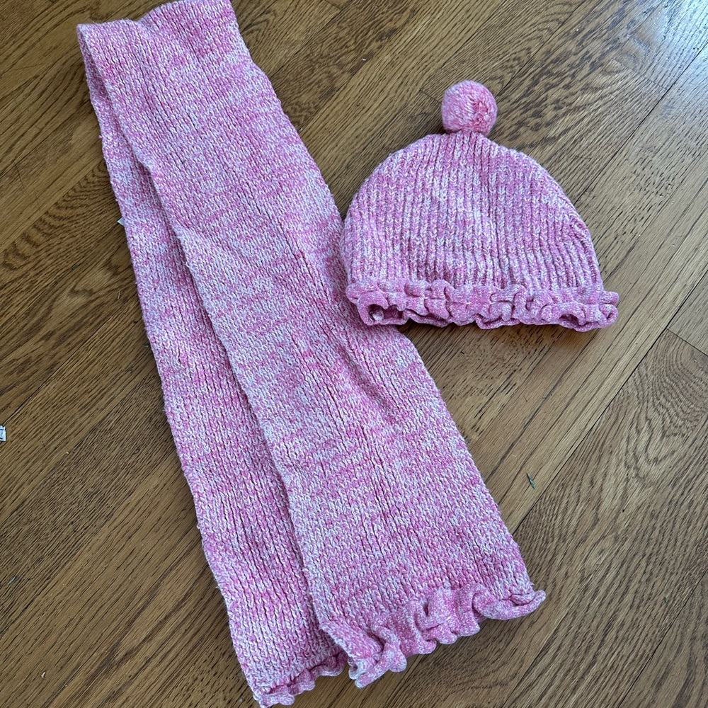 Girls pink hat and scarf brand new